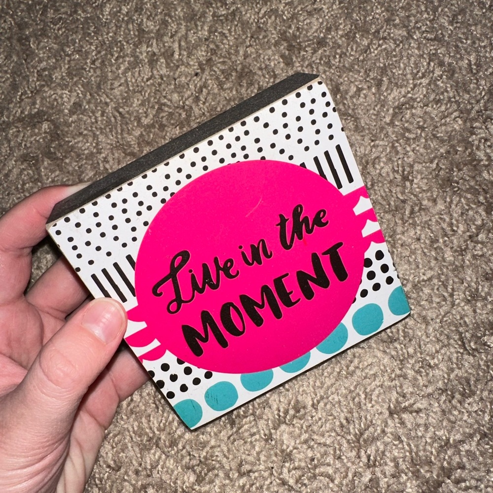 very cute little decor sign!!